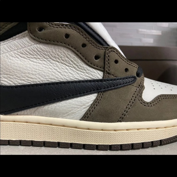 Jordan 1 Retro High Travis Scott Size 10 Men - Picture 7 of 8